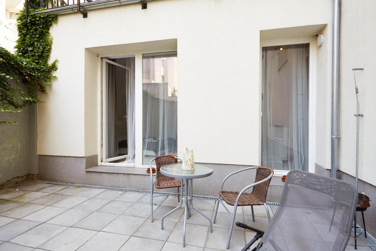 Prague Friendly Apartments In Прага Екстер'єр фото