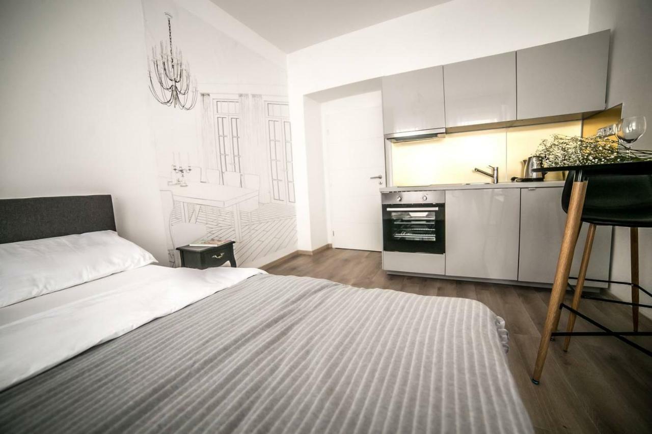 Prague Friendly Apartments In Прага Екстер'єр фото