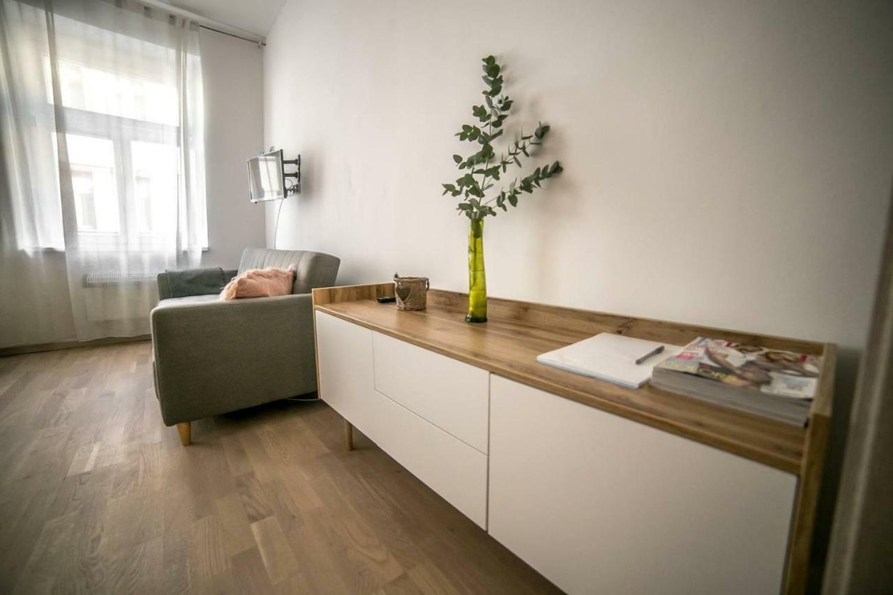 Prague Friendly Apartments In Прага Екстер'єр фото